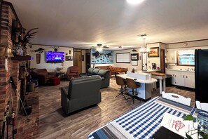 Game room - Lakefront Escape w/ Firepit & Fireplace – Relax & Recharge in Nature! (Woodville)