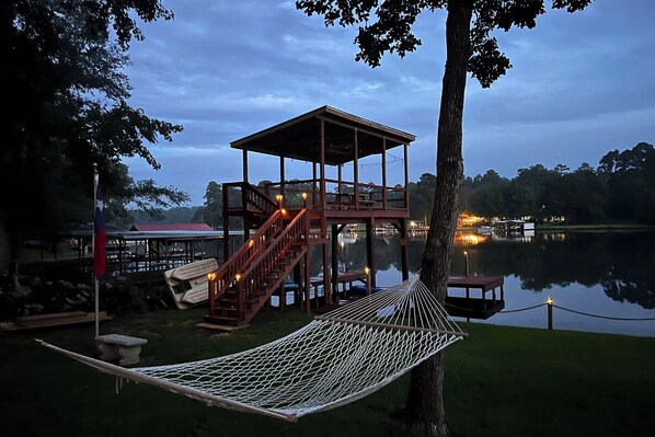 Property grounds - Lakefront Escape w/ Firepit & Fireplace – Relax & Recharge in Nature! (Woodville)