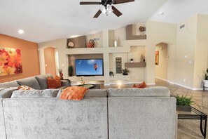 Smart TV, DVD player, books, offices