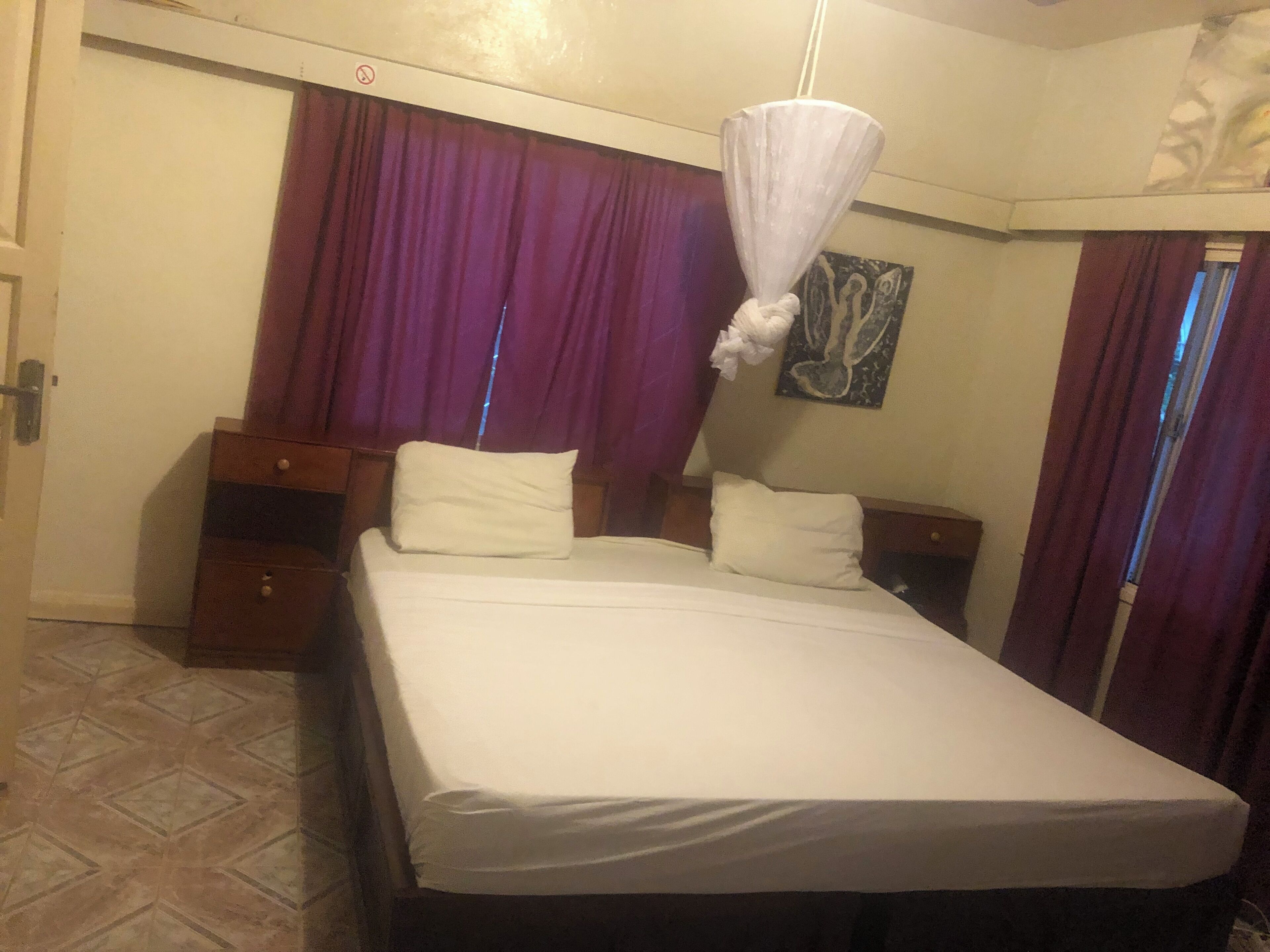 Standard Room | Desk, free WiFi, bed sheets
