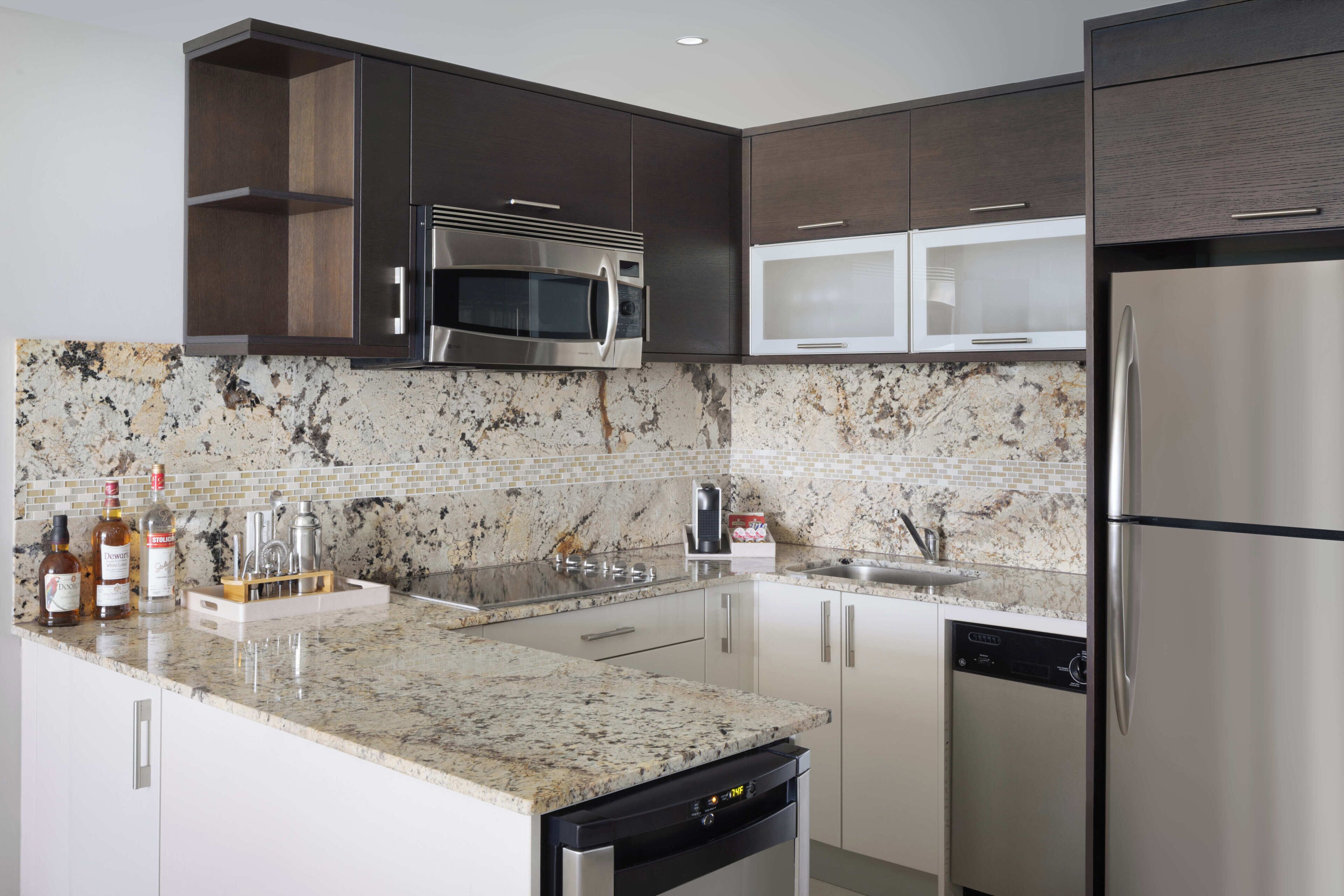 luxury suite, 2 bedrooms, oceanfront (concierge) | private kitchen | high chair