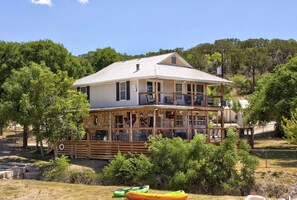 Exterior -  Sleeps 25, 5 Homes, Fire pit, Spring Fed Waterfront (Ingram)