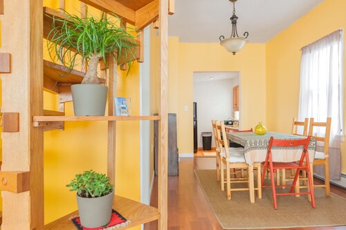 3 bedroom apartment next to T stop / off street parking