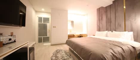 Deluxe Room | Free WiFi