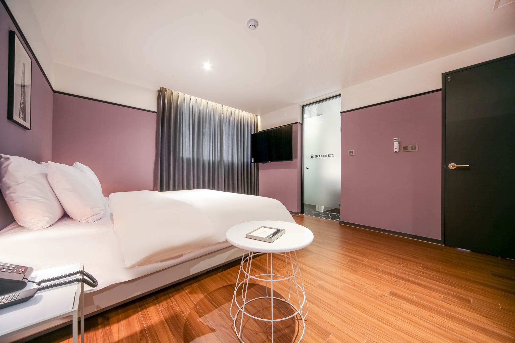 premium room, 1 king bed | desk, blackout curtains, free wifi, bed sheets