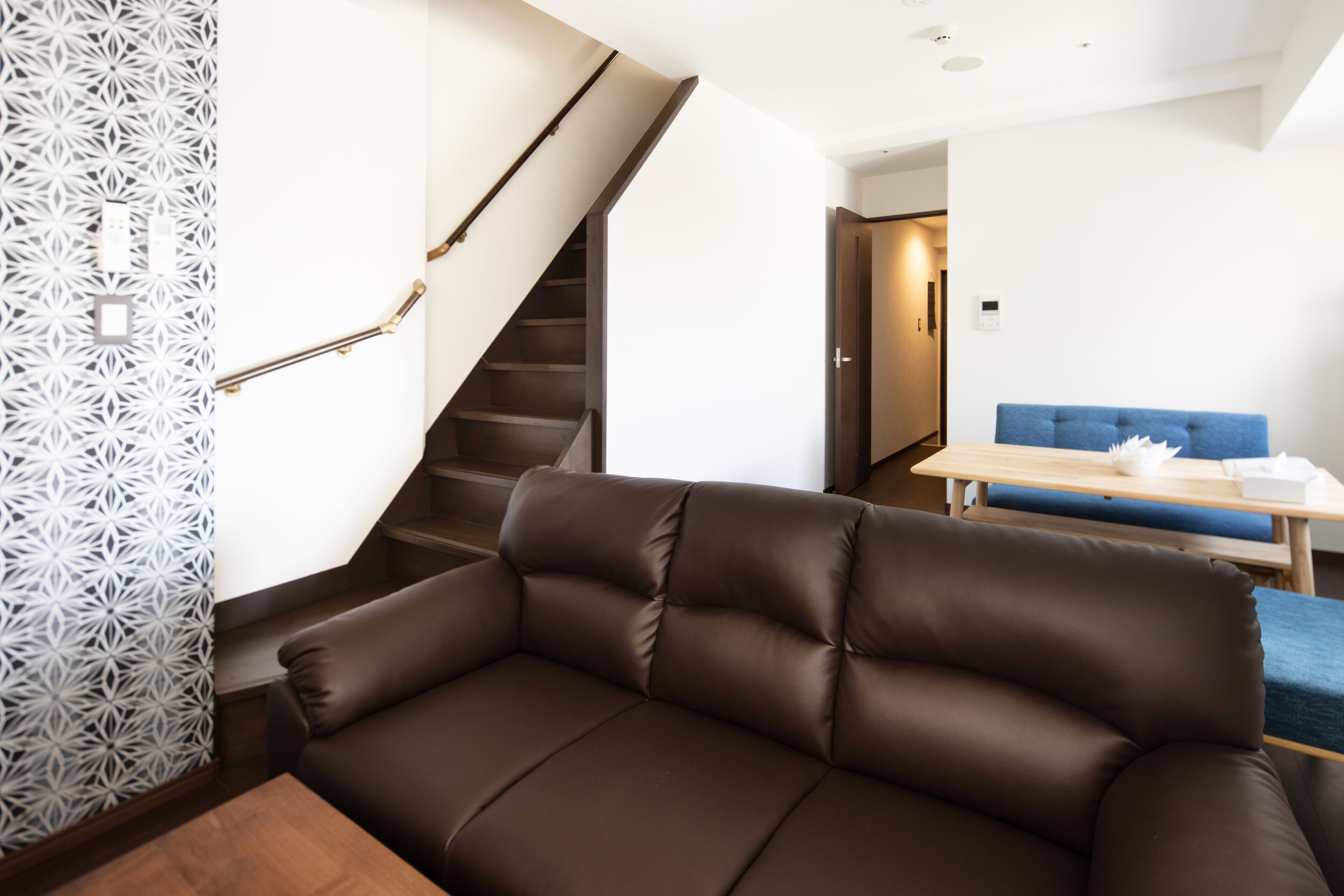 ห้องสวีท, 2 ห้องนอน (Superior) | ห้องนั่งเล่น | ทีวีจอแบน