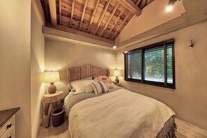 Deluxe Villa | Seterika/papan seterika, katil bayi/kot (surcaj), Wi-fi percuma 