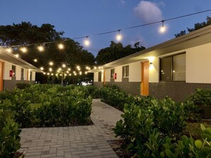 Exterior - #5 - Centrally Located Apartment in Fort Lauderdale (Fort Lauderdale)