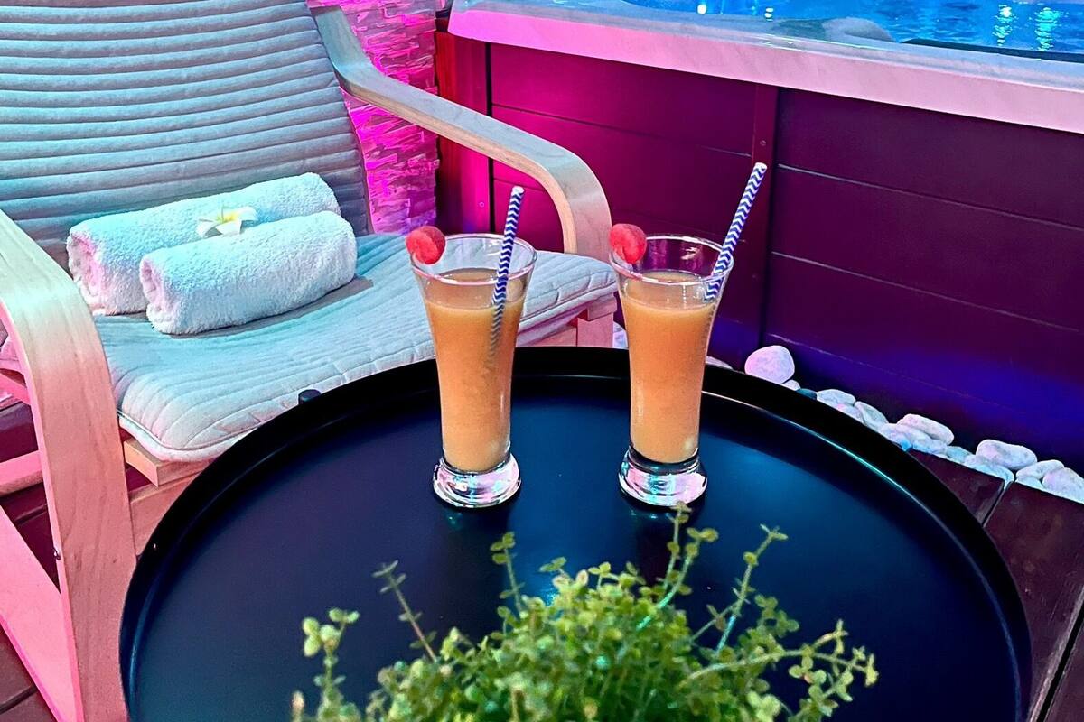 Apartment, Whirlpool (Suite Evasion) | Innen-Whirlpool
