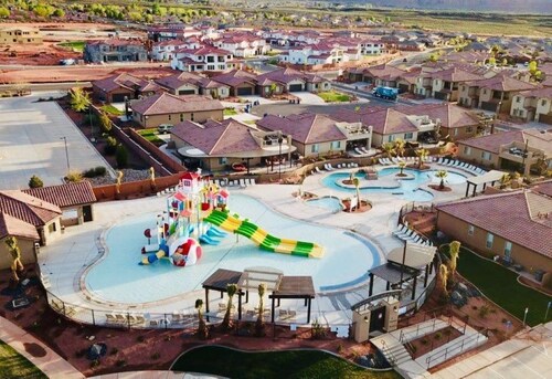 Your Ultimate Adventure Awaits at the Getaway #23 in Sunny St. George, UT.