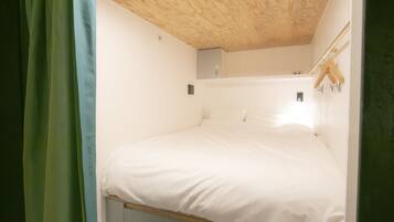 Blackout curtains, free WiFi, bed sheets