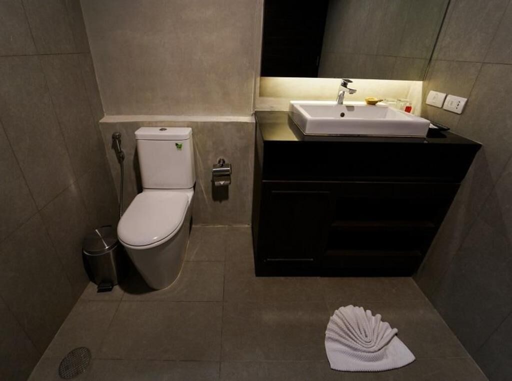 Bathroom | Free toiletries, hair dryer, towels, soap