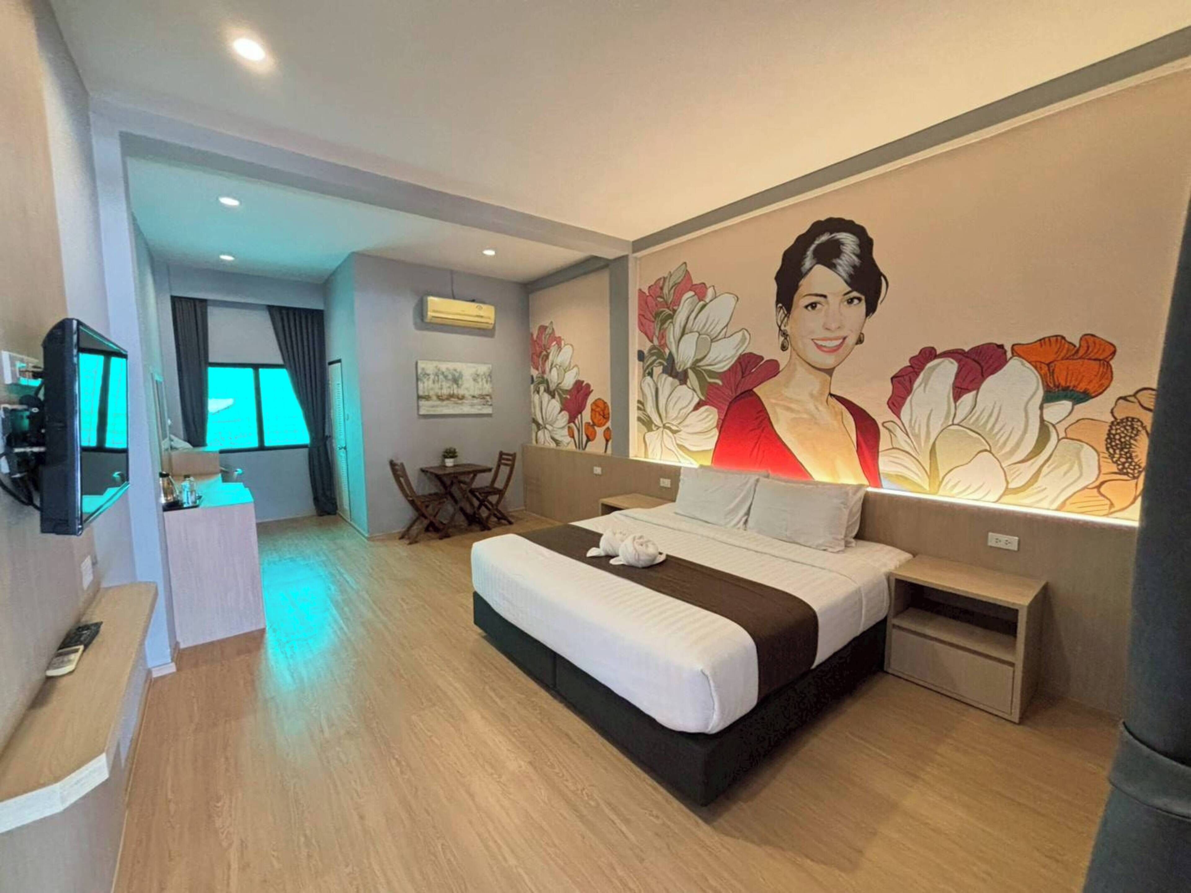 Free WiFi, bed sheets