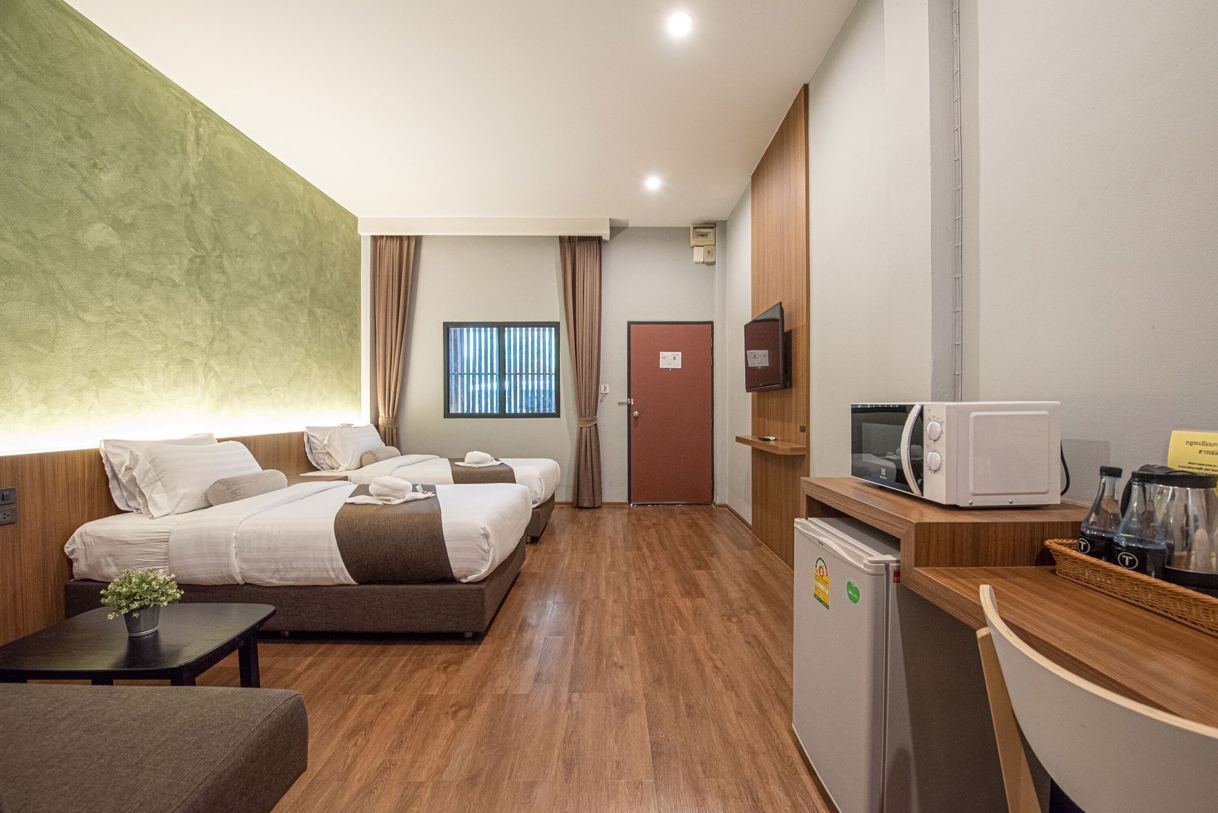Wifi gratis y ropa de cama