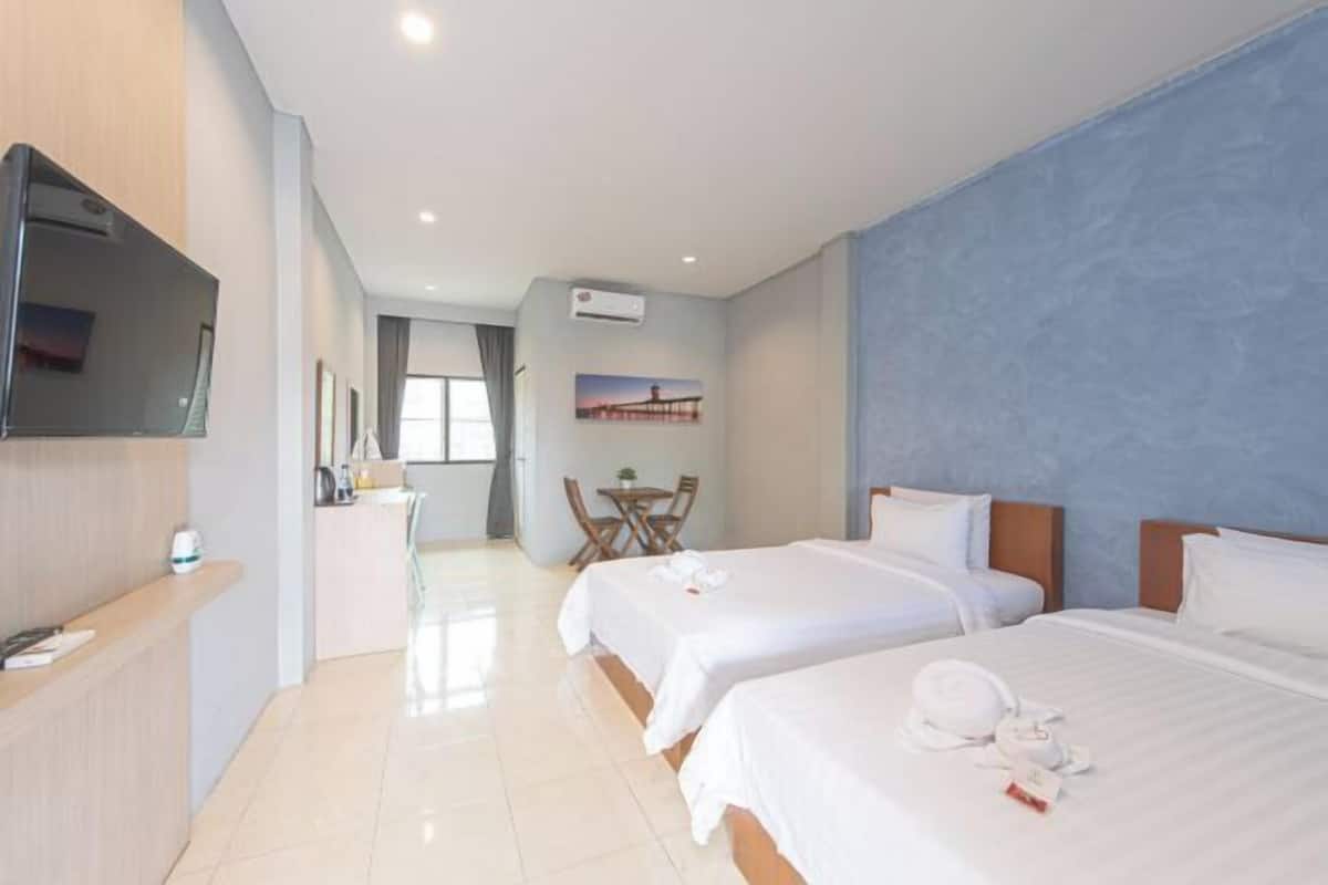 1 bedroom, free WiFi, bed sheets