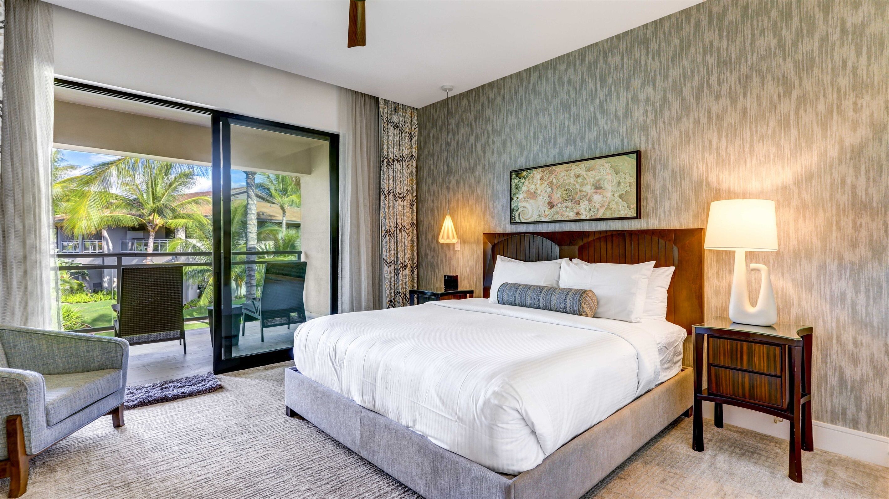 3 bedrooms, iron/ironing board, travel crib, free WiFi