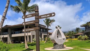 Exterior - Luana Villa 18C 3 bedroom Private Oasis w/ huge Lanai, BBQ & Garage (Kaanapali)