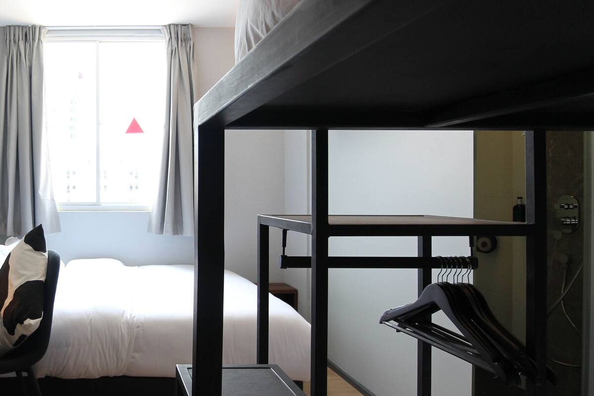Quad Room, 5 Hours Only: 3PM - 8PM | In-room safe, desk, WiFi (free), bed sheets