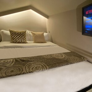 Double Room, DAYUSE, 5 hours: 10AM-3PM | In-room safe, desk, soundproofing, free WiFi - ST Signature Jalan Besar, DAYUSE, 5 hours: 10AM-3PM (Singapore)