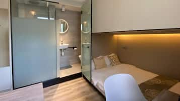 In-room safe, desk, soundproofing, free WiFi