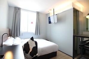 Chambre Quadruple (5Hours: 9AM - 2PM)