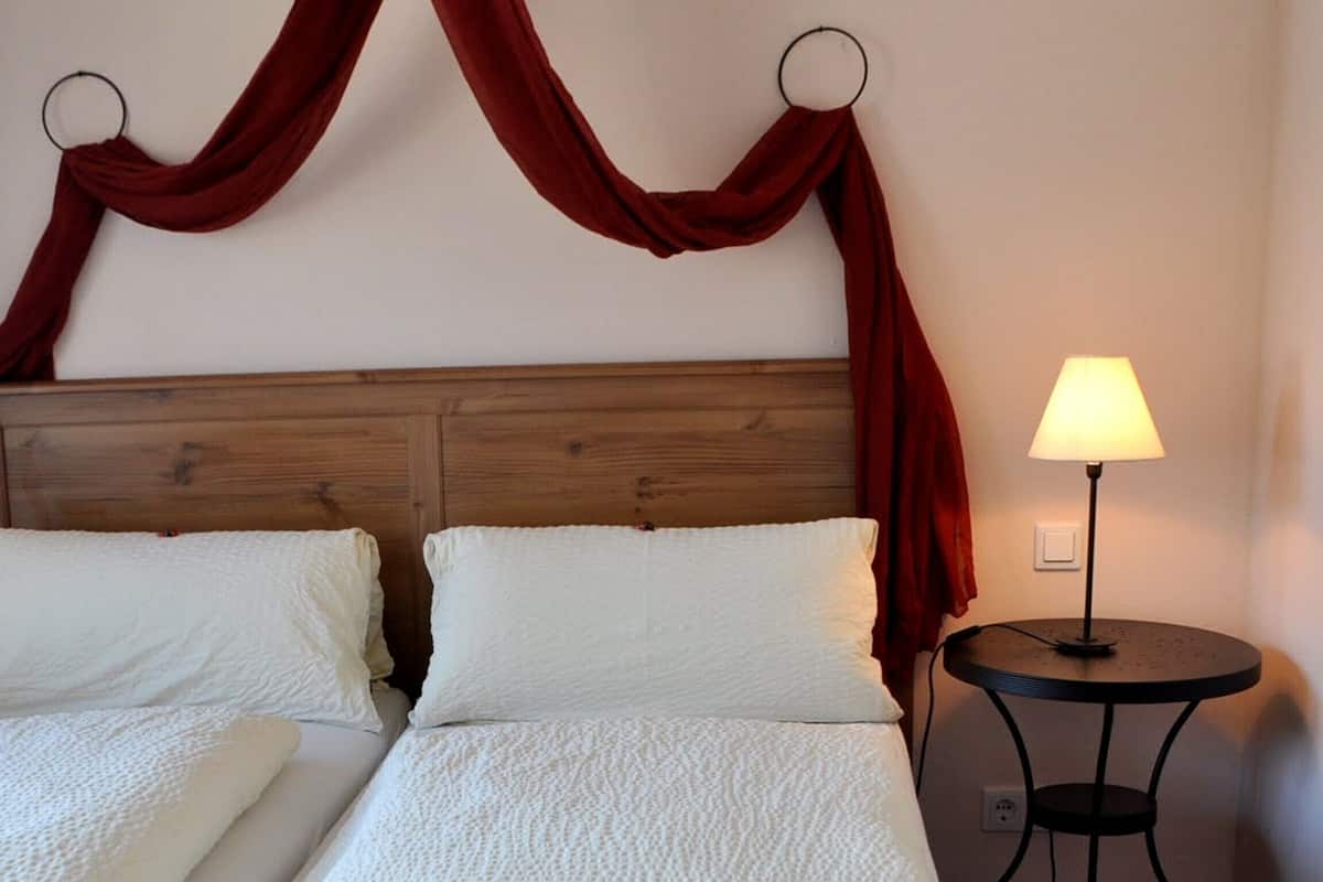 Classic Condo | In-room safe, desk, iron/ironing board, free WiFi