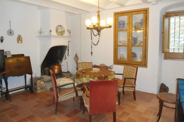 PRIMER PISO SALA ESTAR Y HOGAR