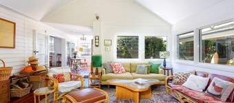 Witt’s Oasis | Two traditional Tea Gardens cottages