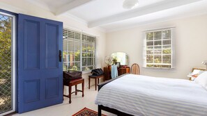 4 habitaciones, tabla de planchar con plancha y wifi 