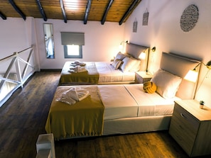 2 bedrooms, laptop workspace, iron/ironing board, free cots/infant beds - PS House Platanias (Skiathos)