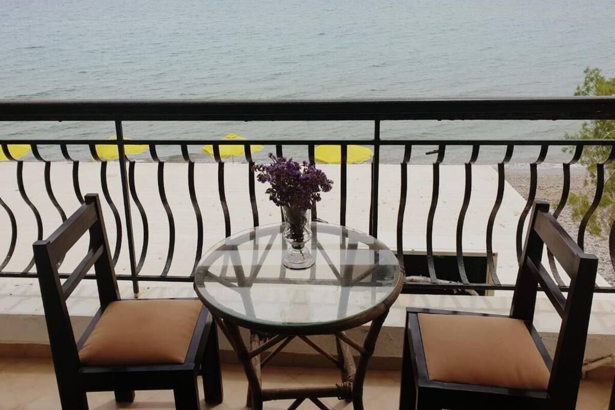 Double or Twin Room | Desk, WiFi (free), bed sheets