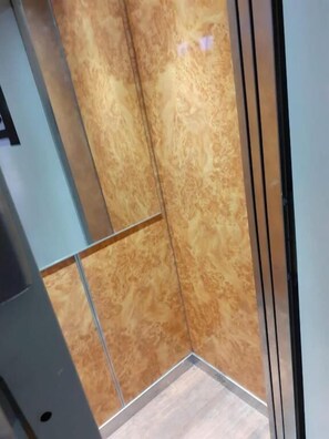 Elevator