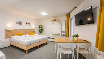 Appartamento familiare, 2 camere da letto, balcone, vista cortile | Tende oscuranti, Wi-Fi gratuito, lenzuola