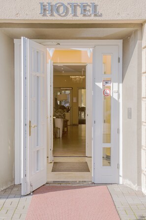 Entrée de l’hébergement