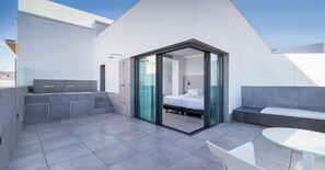 Habitación panorámica doble, terraza (Superior, Pool) | Terraza o patio