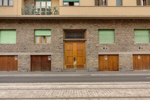 Front of property - Mamo Florence - Binario 9 Apartment (Florence)