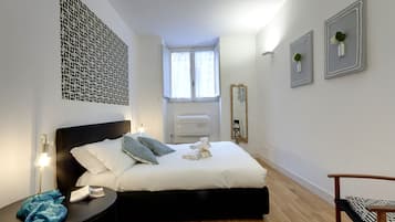 Apartment, 2 Bedrooms | 2 bedrooms, free WiFi, bed sheets