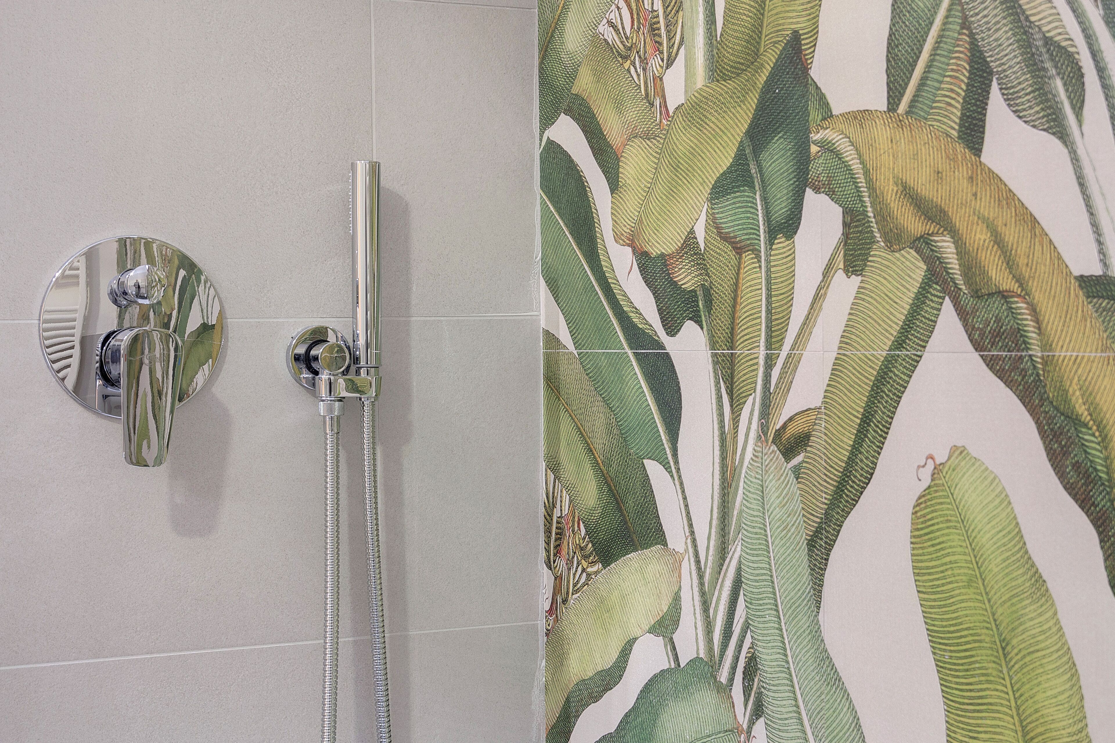 Shower kamar mandi