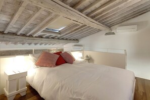 Appartement, 2 chambres | Accès au Wi-Fi (inclus), literie fournie