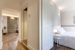 Free WiFi, bed sheets - Mamo Florence - Mattonaia Apartment (Florence)