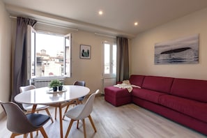 Minuetto - One Bedroom Apartment with view - 4th Floor | Aire de séjour | Téléviseur ACL