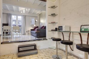 Apartment, 2 Bedrooms | Living area | LCD TV - Mamo Florence – Victor Apartment (Florence)