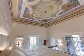 Appartamento, 2 camere da letto | Postazione laptop, Wi-Fi gratuito, lenzuola