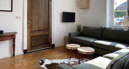 Authentic ground floor apartment (6p) near Maastricht