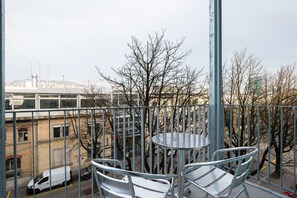 Property grounds - Hitrental Hohlstrasse Apartments (Zürich)