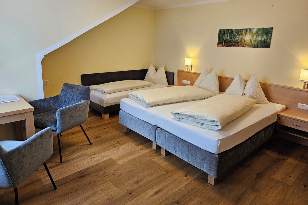 Triple Room