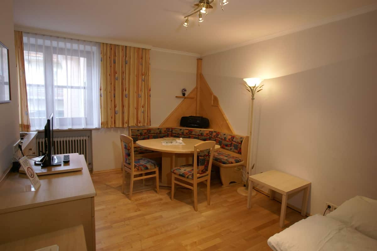 Apartment (Nr.10) | In-room dining