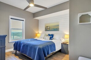 3 bedrooms, iron/ironing board, free WiFi, bed sheets - LAST MINUTE SALE! Gulf View, Free WiFi, Pool/Hot Tub, Beach Chairs (Miramar Beach)