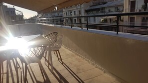 Căn hộ dành cho gia đình, 3 phòng ngủ, 2 phòng tắm, quang cảnh thành phố | Ban công