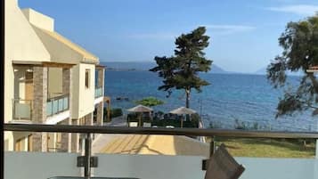 Comfort Double Room, Balcony, Sea View | 1 bedroom, hypo-allergenic bedding, in-room safe, desk
